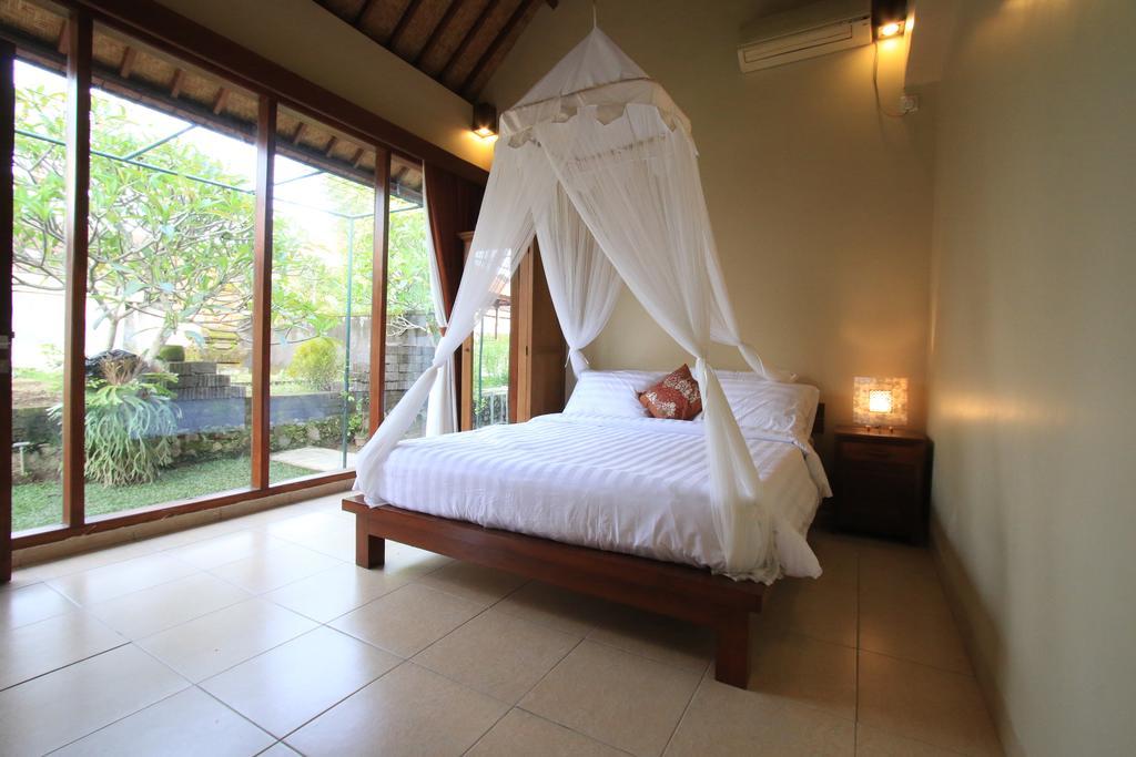 Tanggal Merah Ubud
